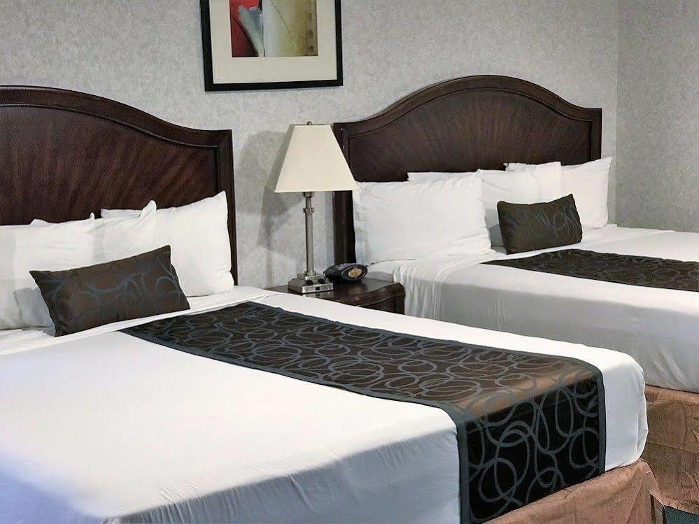 Yosemite Parkway Hotel Merced Eksteriør billede