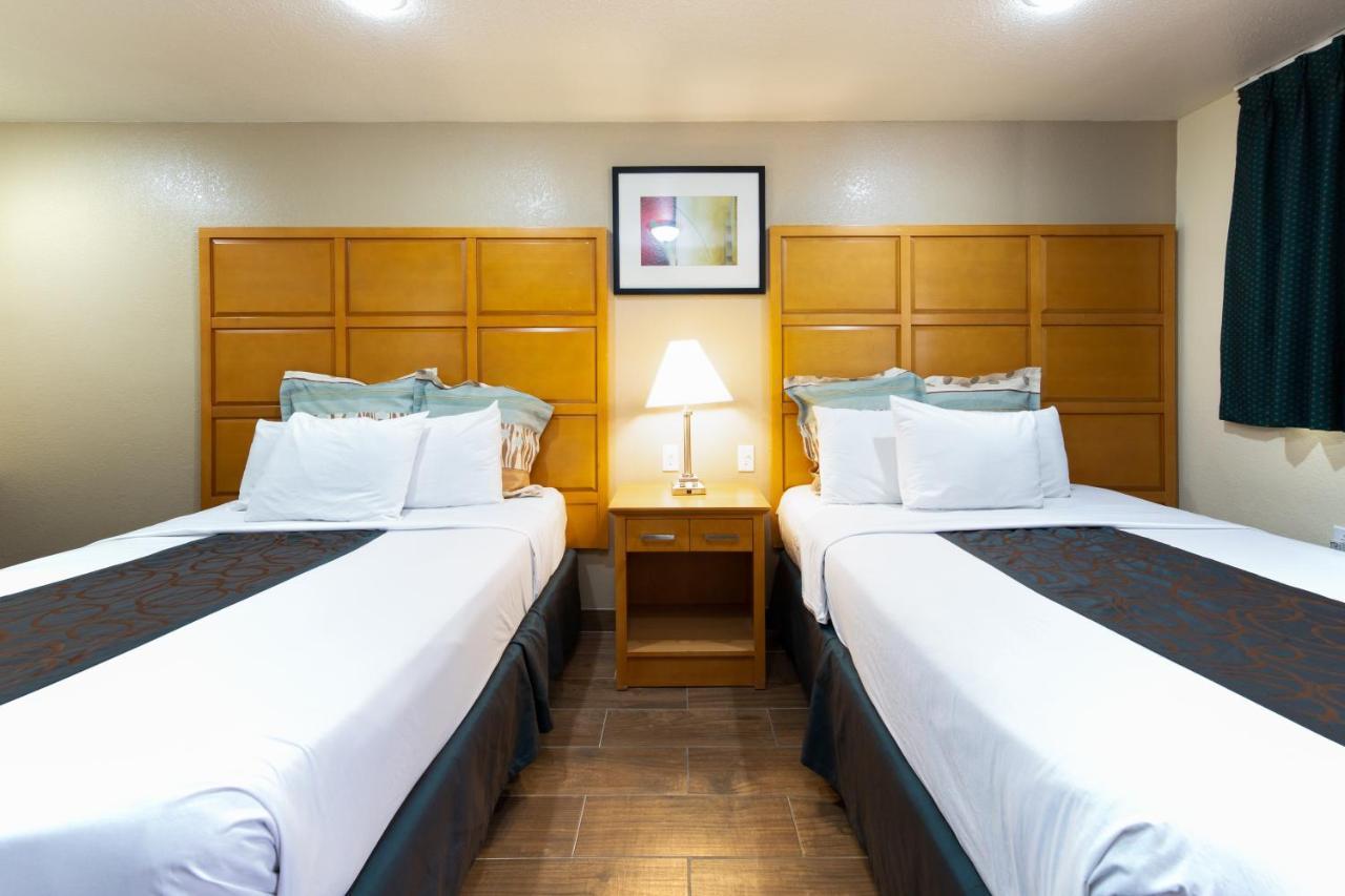 Yosemite Parkway Hotel Merced Eksteriør billede