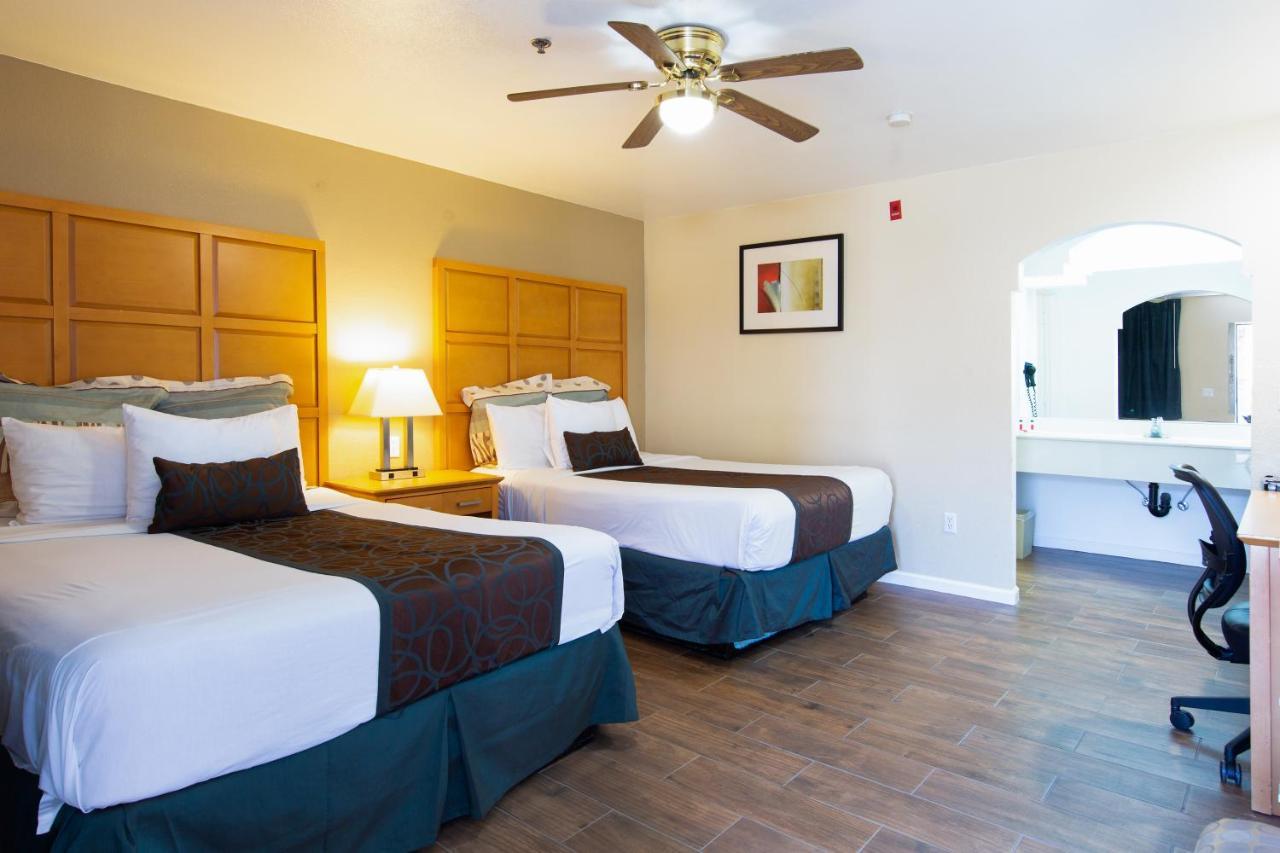Yosemite Parkway Hotel Merced Eksteriør billede